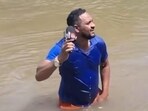 Frazão was talking about the depth of the river at the spot where the girl was last seen swimming. Frazão was talking about the depth of the river at the spot where the girl was last seen swimming.