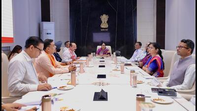 Delhi govt to give free laptops for meritorious students | Latest News ...