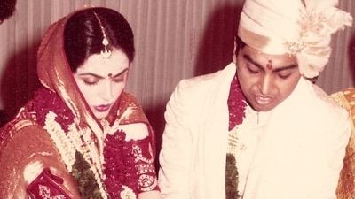 A rare picture from Nita and Mukesh Ambani's 1985 wedding. (Instagram/@swadesh_online) A rare picture from Nita and Mukesh Ambani's 1985 wedding. (Instagram/@swadesh_online)