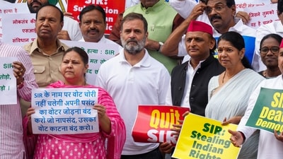 LoP in the Lok Sabha and Congress leader Rahul Gandhi with Samajwadi Party MP Akhilesh Yadav, RJD MP Misa Bharti, DMK MP Kanimozhi Karunanidhi and other INDIA bloc MPs stages a protest against the ongoing Special Intensive Revision (SIR) in Bihar, during the Monsoon session of Parliament, in New Delhi, Tuesday, July 22, 2025. (PTI) LoP in the Lok Sabha and Congress leader Rahul Gandhi with Samajwadi Party MP Akhilesh Yadav, RJD MP Misa Bharti, DMK MP Kanimozhi Karunanidhi and other INDIA bloc MPs stages a protest against the ongoing Special Intensive Revision (SIR) in Bihar, during the Monsoon session of Parliament, in New Delhi, Tuesday, July 22, 2025. (PTI)