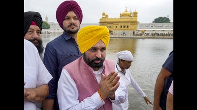 Punjab CM Bhagwant Mann during a visit to the Golden Temple on Tuesday. (PTI)