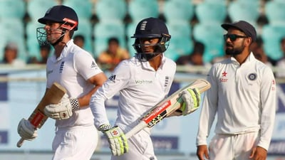Haseeb Hameed (centre) runs with Alastair Cook (left) as Virat Kohli looks on (BCCI) Haseeb Hameed (centre) runs with Alastair Cook (left) as Virat Kohli looks on (BCCI)