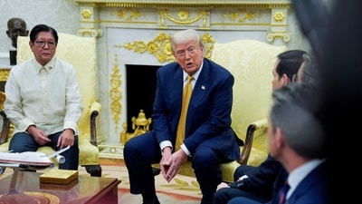 U.S. President Donald Trump and Philippine President Ferdinand Marcos Jr., meet in the Oval Office at the White House in Washington, D.C., U.S., July 22, 2025. REUTERS/Kent Nishimura (REUTERS)