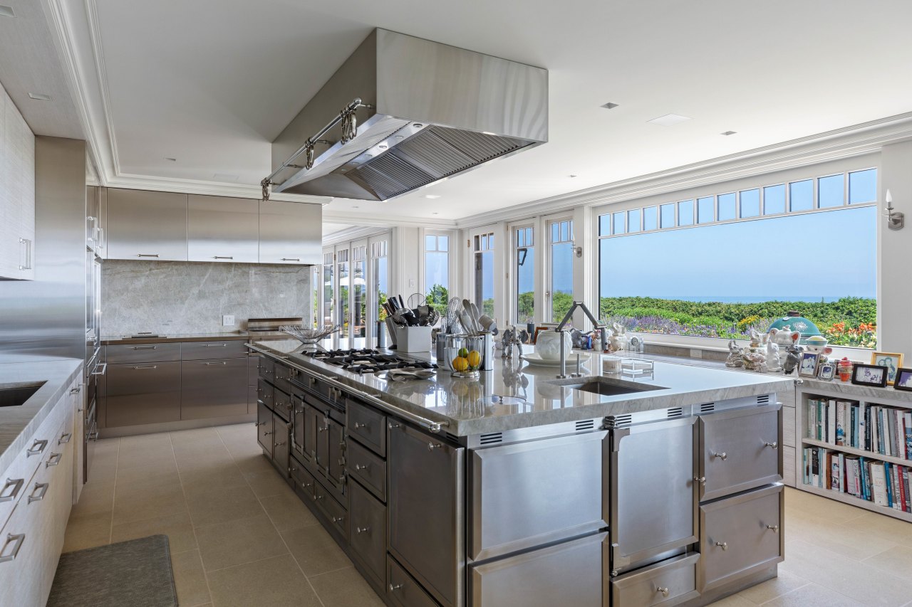 The Founder of the Vitamin Shoppe Wants $89 Million for His Hamptons Home The Founder of the Vitamin Shoppe Wants $89 Million for His Hamptons Home