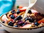 AIIMS-trained gut doctor Dr Saurabh Sethi suggests oatmeal as a heartburn-relief food item. AIIMS-trained gut doctor Dr Saurabh Sethi suggests oatmeal as a heartburn-relief food item.