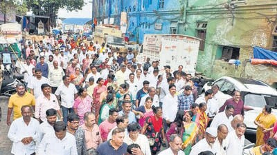 Tensions escalate at Sassoon Dock as Koli community resists eviction Tensions escalate at Sassoon Dock as Koli community resists eviction