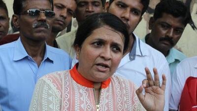 Anjali Damania waded into the controversy, saying she had visited Savali Bar and learnt that it was an orchestra bar. (HT Photo) Anjali Damania waded into the controversy, saying she had visited Savali Bar and learnt that it was an orchestra bar. (HT Photo)