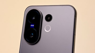 Vivo X200 FE 5G sale starts in India with a starting price of just Rs. 54,999. (HT)
