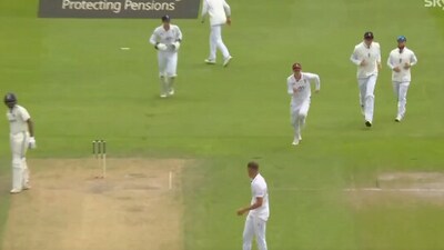 Harry Brook sprints at full speed after the end of an over in 4th Test (X) Harry Brook sprints at full speed after the end of an over in 4th Test (X)