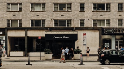 A 600% Rent Hike Hangs Over One of the Last Affordable Buildings on Billionaires’ Row A 600% Rent Hike Hangs Over One of the Last Affordable Buildings on Billionaires’ Row