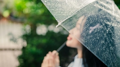 Monsoon-proof your wardrobe: Top 8 fashion tips to stay stylish even in the rain (Pexels) Monsoon-proof your wardrobe: Top 8 fashion tips to stay stylish even in the rain (Pexels)