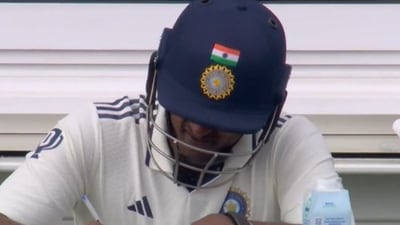 Sai Sudharsan was seen working on a notebook before the start of the innings (X) Sai Sudharsan was seen working on a notebook before the start of the innings (X)