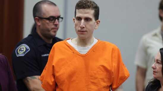 Bryan Kohberger sentencing: Victim's father calls suspect a ‘complete joke,’ says ‘nobody cares about you’ (AP Photo/Kyle Green, Pool) (AP)