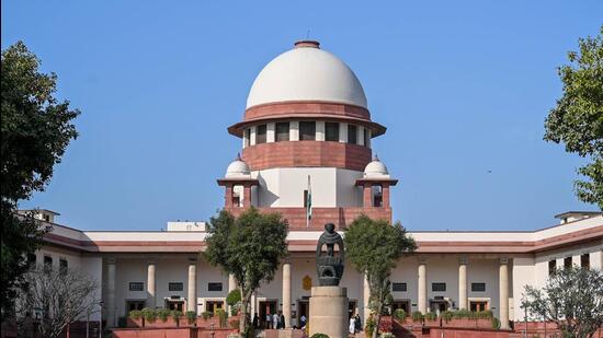 Lawyer Adil Sharfuddin moved the court, citing government data on the heatwave deaths over the past five years. (HT PHOTO)