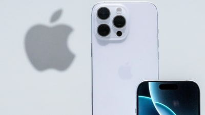 Get Apple iPhone 16 Pro at a reasonable price ahead of the iPhone 17 series launch. (David Paul Morris/Bloomberg) Get Apple iPhone 16 Pro at a reasonable price ahead of the iPhone 17 series launch. (David Paul Morris/Bloomberg)