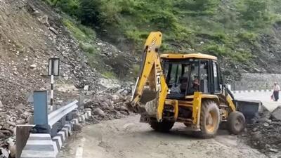 Apart from this the state incurs a loss of ₹1,000 to ₹2,000 crore annually due to such events. He said that climate change was a major factor behind the increase in cloudbursts, flash floods and landslides. (HT File) Apart from this the state incurs a loss of ₹1,000 to ₹2,000 crore annually due to such events. He said that climate change was a major factor behind the increase in cloudbursts, flash floods and landslides. (HT File)