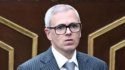 Jammu and Kashmir chief minister (CM) Omar Abdullah took a serious note of counterfeit machine-made carpets passed off as authentic Kashmiri hand-knotted products, the spokesperson added. (HT File)