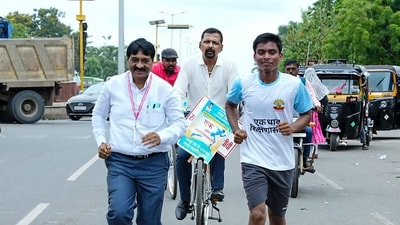 A Class 11 student from a shelter home for underprivileged children runs to his college to mark his first day at junior college, in Latur, Maharashtra, (PTI Photo) A Class 11 student from a shelter home for underprivileged children runs to his college to mark his first day at junior college, in Latur, Maharashtra, (PTI Photo)