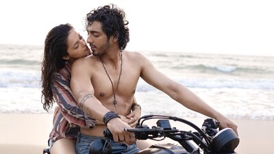 Saiyaara box office collection day 6: The musical romance is directed by Mohit Suri. Saiyaara box office collection day 6: The musical romance is directed by Mohit Suri.