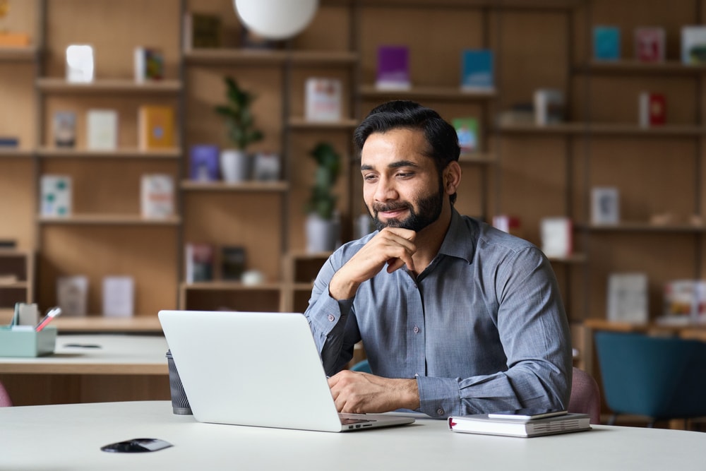 A person in their 30s are able to better manage emotions better, as they juggle both work and personal time healthily. (Shutterstock) A person in their 30s are able to better manage emotions better, as they juggle both work and personal time healthily. (Shutterstock)