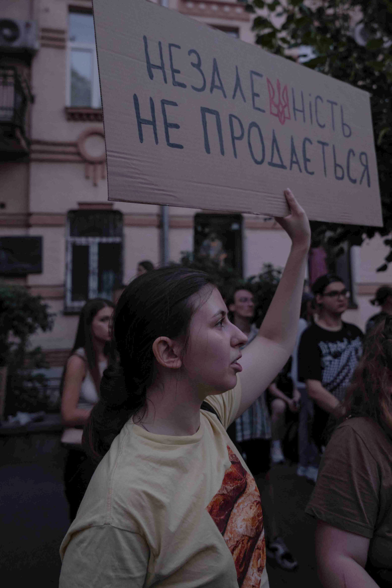 Ukrainians Ramp Up Protests, As Zelensky Seeks Way Out Ukrainians Ramp Up Protests, As Zelensky Seeks Way Out