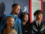 Jada Pinkett Smith, Will Smith, Willow Smith and Jaden Smith attend premiere together.