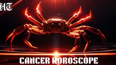 Cancer Horoscope Today: Read our expert astrological predictions to find out what the stars have in store for you. (Freepik)
