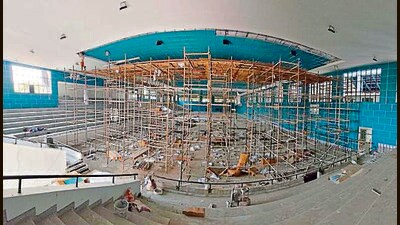 According to the notice, a recent inspection revealed seepage in the ceiling, caused by defective roofing material. (HT file)