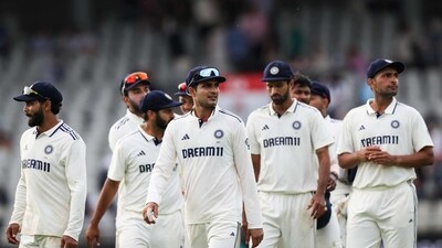India's captain Shubman Gill (C) and teammates leave the pitch at the end of day three of the fourth Test (AFP) India's captain Shubman Gill (C) and teammates leave the pitch at the end of day three of the fourth Test (AFP)
