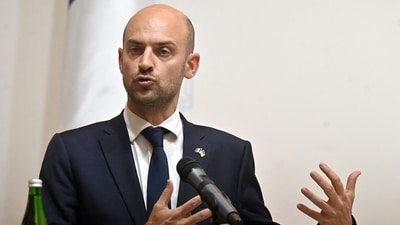 France's Minister for Europe and Foreign Affairs Jean-Noel Barrot  speaks during a joint press conference with his Ukrainian counterpart as part of his two-day visit aimed at supporting Ukraine in its fight against the Russian invasion, in Kyiv on July 21, 2025. (AFP)