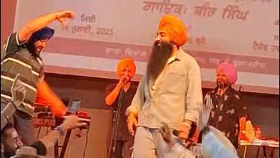 The event was organised by the Punjab language department to commemorate the 350th martyrdom anniversary of Guru Teg Bahadur in Srinagar on Thursday. (SOURCED) The event was organised by the Punjab language department to commemorate the 350th martyrdom anniversary of Guru Teg Bahadur in Srinagar on Thursday. (SOURCED)