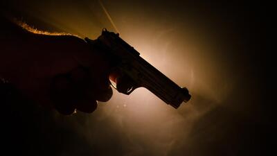 The head constable was allegedly cleaning his service rifle at former MLA Mohammad Ashraf’s residence in Srinagar’s Pantha Chowk area when it accidentally went off. (Shutterstock)