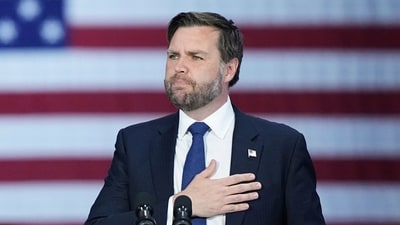 Vice President JD Vance honored Hulk Hogan, recalling their last meeting and a promise to share drinks. (AP Photo/Matt Rourke) (AP) Vice President JD Vance honored Hulk Hogan, recalling their last meeting and a promise to share drinks. (AP Photo/Matt Rourke) (AP)