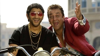 Sanjay Dutt and Arshad Warsi's still from Munna Bhai MBBS.