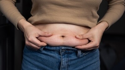Green tea extract contains catechins, which can increase metabolism and enhance fat burning. (Shutterstock) Green tea extract contains catechins, which can increase metabolism and enhance fat burning. (Shutterstock)
