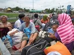 Thai residents evacuate from their homes following clashes between Thai and Cambodian soldiers in Sisaket province of Thailand. Thai residents evacuate from their homes following clashes between Thai and Cambodian soldiers in Sisaket province of Thailand.