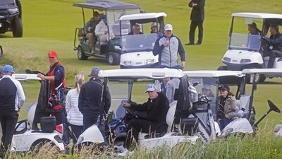 Trump rides a golf cart at the Trump Turnberry golf course in Turnberry, Scotland, UK on Saturday, July 26, 2025. After months of intensive talks and shuttle diplomacy, a trade agreement between the European Union and the US now rests mostly on Trump. (Bloomberg) Trump rides a golf cart at the Trump Turnberry golf course in Turnberry, Scotland, UK on Saturday, July 26, 2025. After months of intensive talks and shuttle diplomacy, a trade agreement between the European Union and the US now rests mostly on Trump. (Bloomberg)