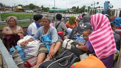Thai residents evacuate from their homes following clashes between Thai and Cambodian soldiers in Sisaket province of Thailand. (AP) Thai residents evacuate from their homes following clashes between Thai and Cambodian soldiers in Sisaket province of Thailand. (AP)