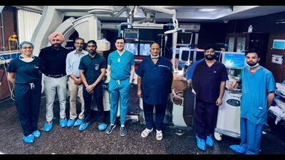 The procedure was carried out by a dedicated team of doctors led by Dr Saurabh Mehrotra, under the guidance of Dr Yash Paul Sharma, head of the cardiology department. (HT Photo) The procedure was carried out by a dedicated team of doctors led by Dr Saurabh Mehrotra, under the guidance of Dr Yash Paul Sharma, head of the cardiology department. (HT Photo)