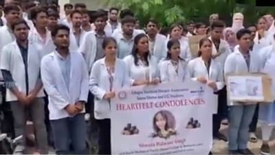Hundreds of students at the Pacific Dental College and Hospital in Udaipur protested by raising slogans and demanding justice. (X/ @ANI) Hundreds of students at the Pacific Dental College and Hospital in Udaipur protested by raising slogans and demanding justice. (X/ @ANI)