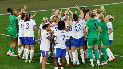 England players celebrate winning the UEFA Women's Euro 2025 final REUTERS/Stefan Wermuth (REUTERS)