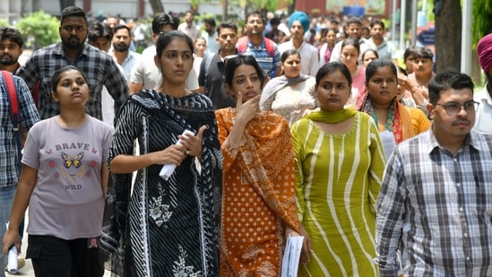 HSSC Haryana CET 2025 Live: Day 2 Shift 2 Common Eligibility Test ends HSSC Haryana CET 2025 Live: Day 2 Shift 2 Common Eligibility Test ends