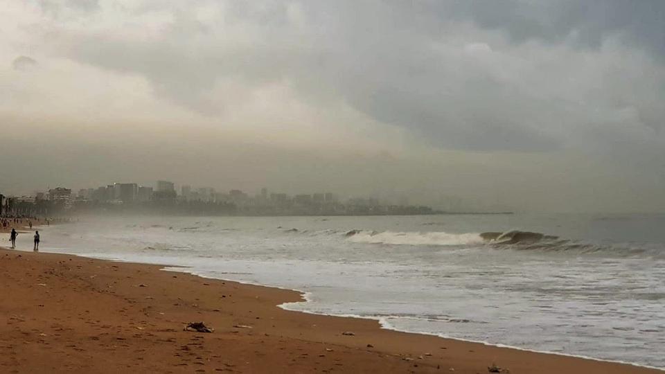 Grey Mumbai skies. Grey Mumbai skies.