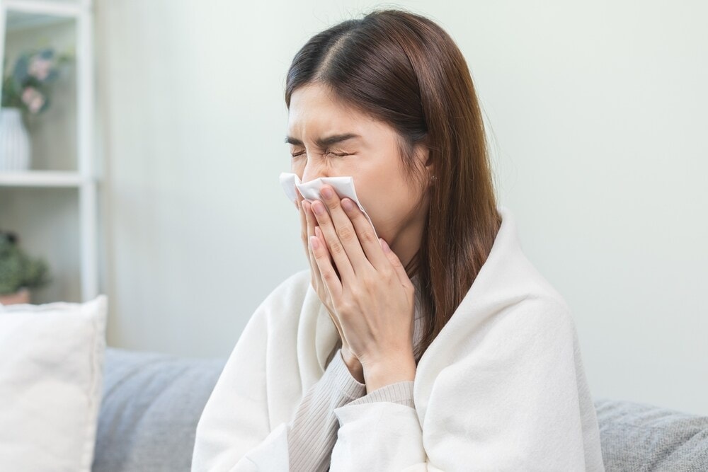 Sneezing repeatedly is a sign of mould allergy. (Picture credit: Shutterstock)