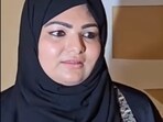 Sandra Thomas told the press that her wearing a burqa was a form of protest against the abusers in Producers Association. 