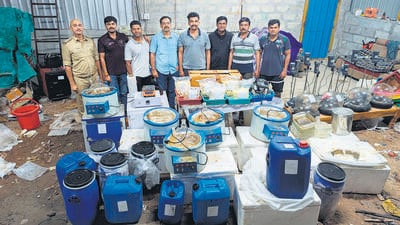 In  ₹381 crore bust, police find MD factory in Mysuru, key supplier to Mumbai