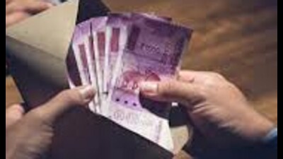 A show-cause notice has been issued to deputy transport commissioner Manjit Singh. (Picture only for representational purpose)