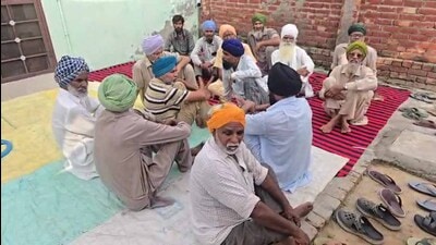 Kin of the deceased mourning at Manakwal village in Malerkotla. (HT) Kin of the deceased mourning at Manakwal village in Malerkotla. (HT)