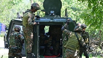 Security agencies recovered a cache of arms and ammunition from the encounter site. (Waseem Andrabi/HT) Security agencies recovered a cache of arms and ammunition from the encounter site. (Waseem Andrabi/HT)