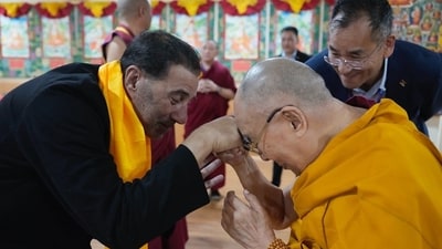 Sunny Deol met Dalai Lama recently in Ladakh. Sunny Deol met Dalai Lama recently in Ladakh.